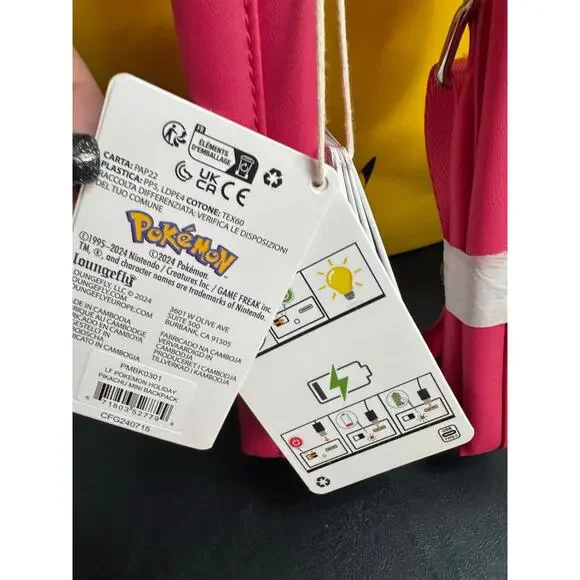 Pokemon Santa Pikachu Christmas Lights Light Up Mini Backpack New Loungefly - Picture 7 of 8